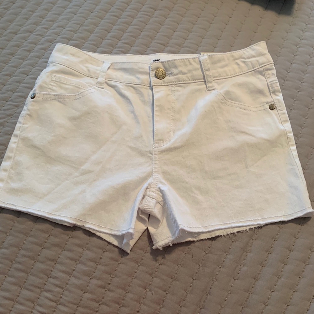 Girls epic threads white jean shorts